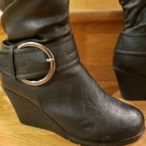 Knee high boots for women, size 39 small